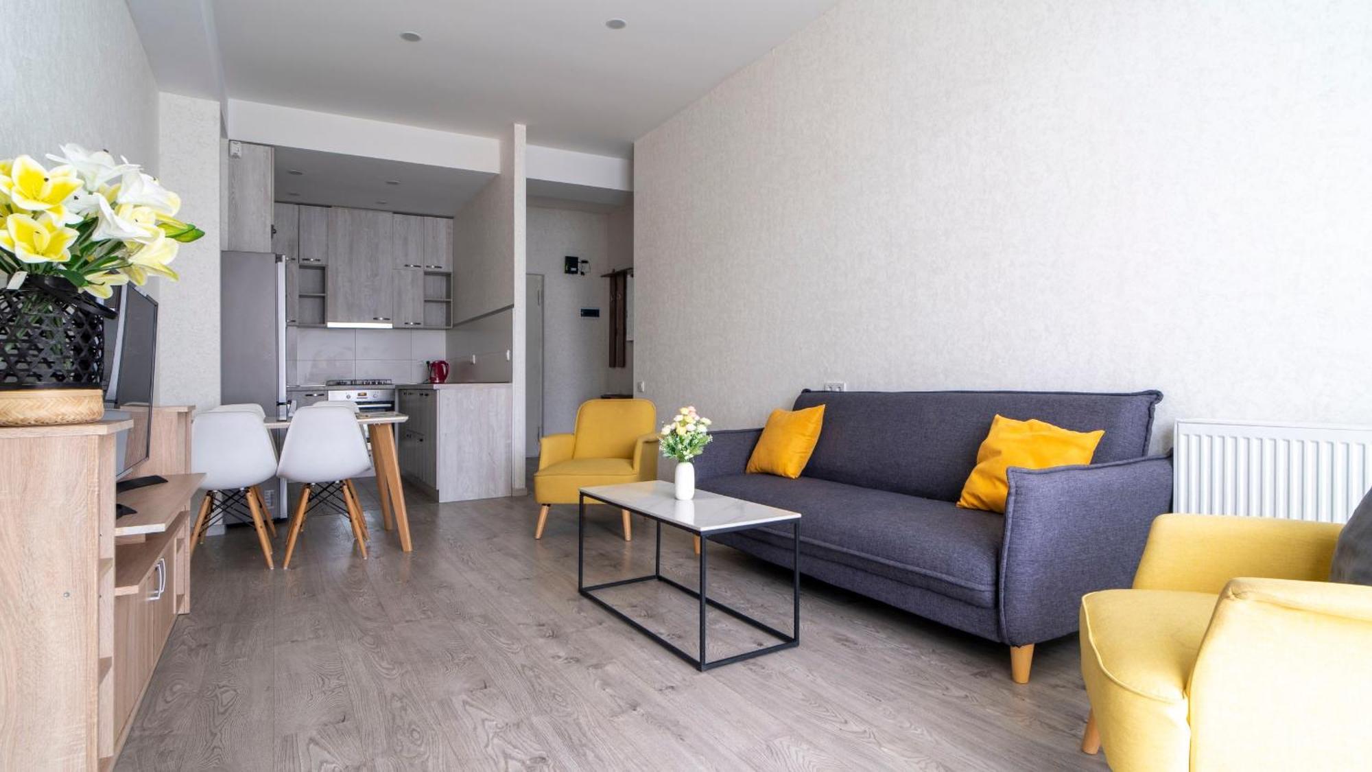 Cozy Apartment In The Heart Of Tbilisi Exterior photo